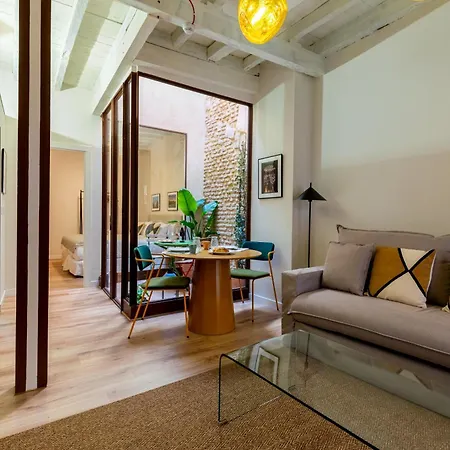O&l Casa Barrabas * إشبيلية