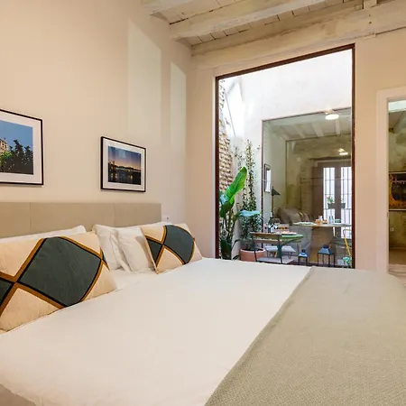 O&l Casa Barrabas إشبيلية