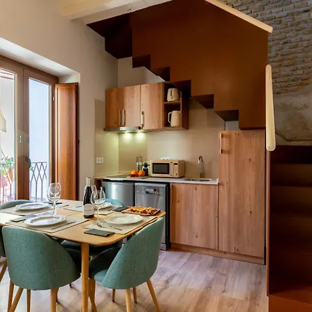 O&l Casa Barrabas * إشبيلية