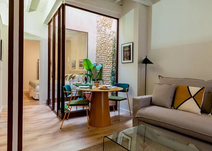 One&lux Casa Barrabas 3* إشبيلية